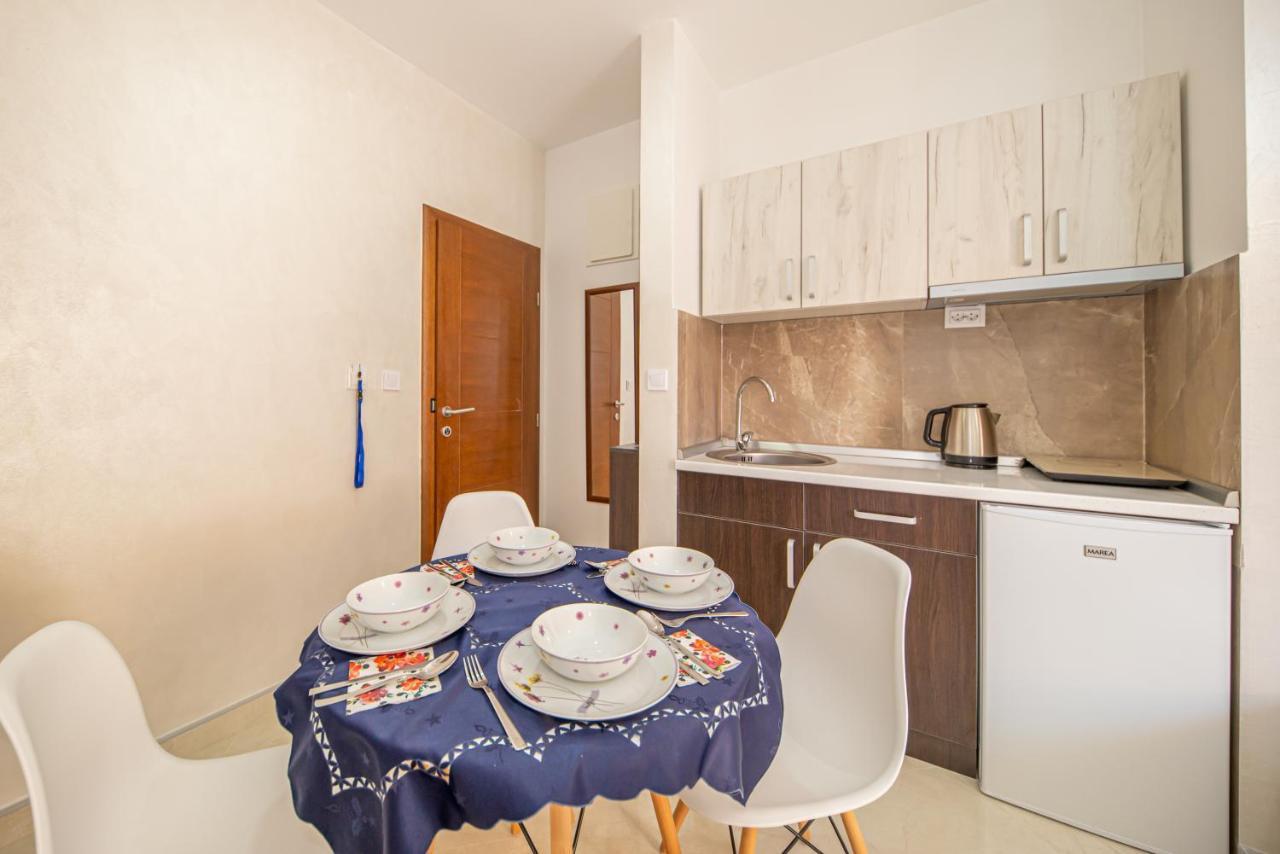 Kristal Apartmani Čanj Екстериор снимка