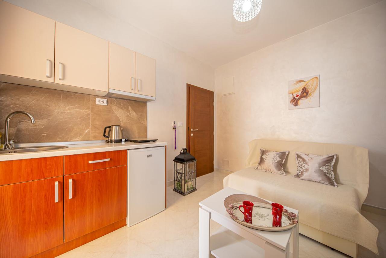 Kristal Apartmani Čanj Екстериор снимка