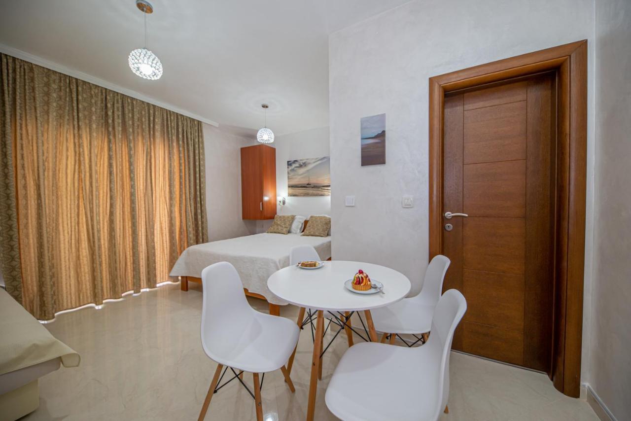 Kristal Apartmani Čanj Екстериор снимка